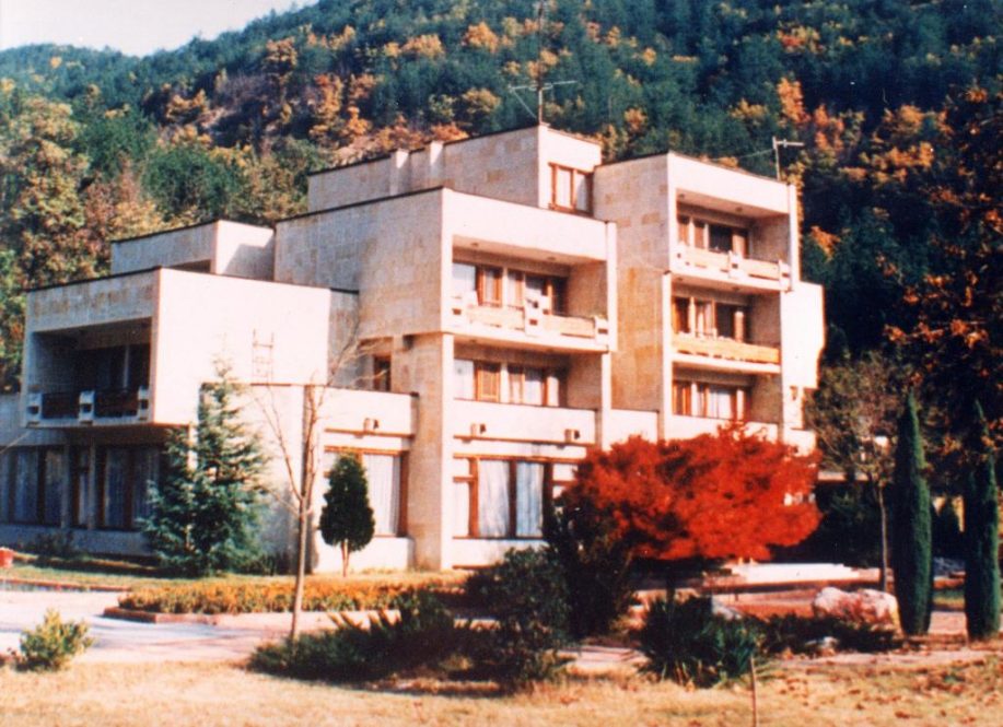 Bistritza Residence Hall first houses students. Curious fact: it was previously a presidential apartment of Bulgaria’s communist head of state, Todor Zhivkov. featured image