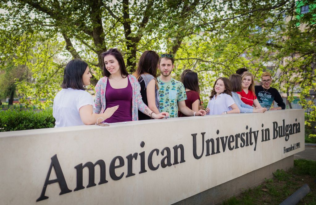 How to Guide: Finance Your Education