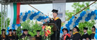 Christo Grozev (’95) at Commencement 2022: ‘Honor the truth and follow your dreams with dignity and passion” featured image