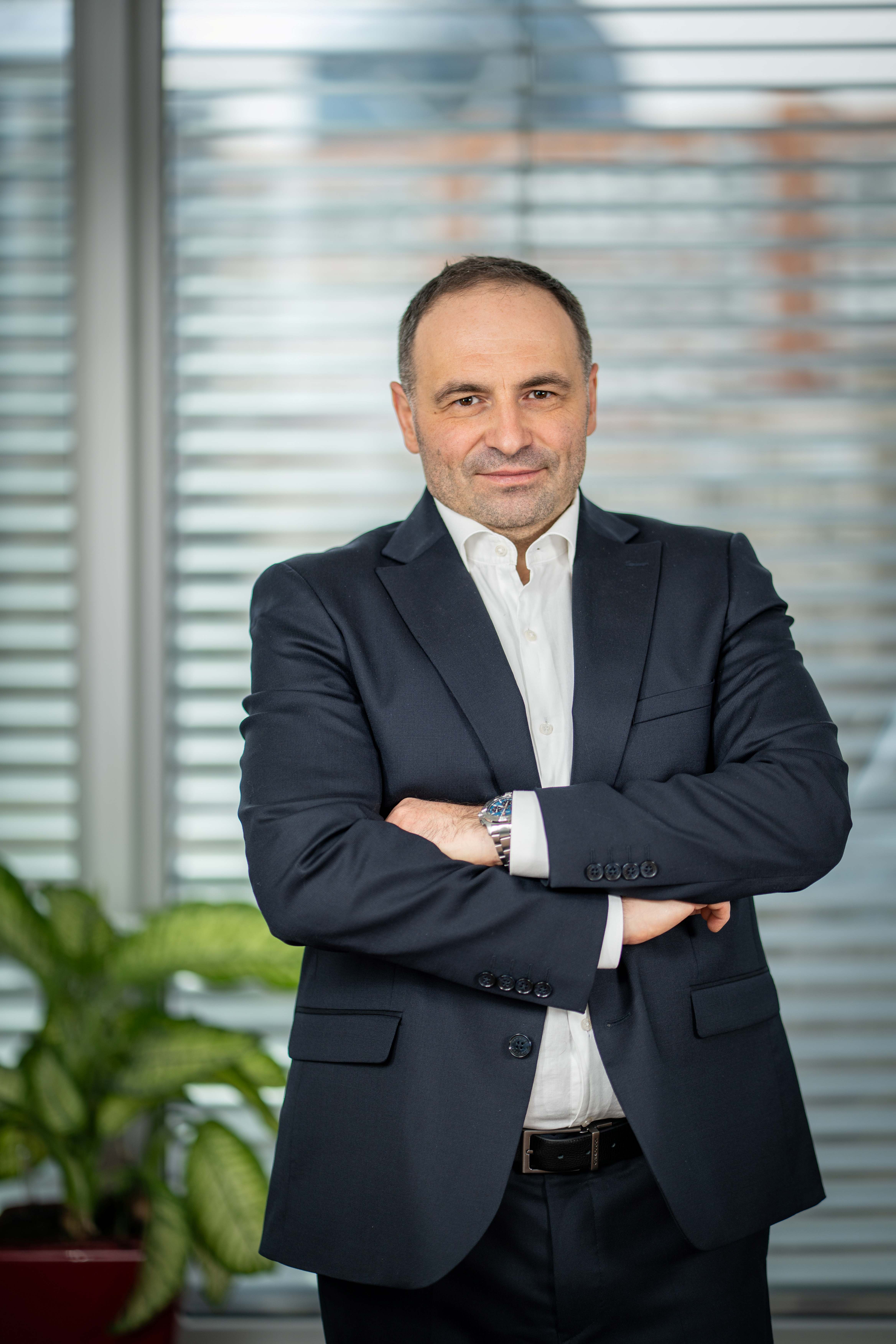 Alexander Hristov (EMBA '25)