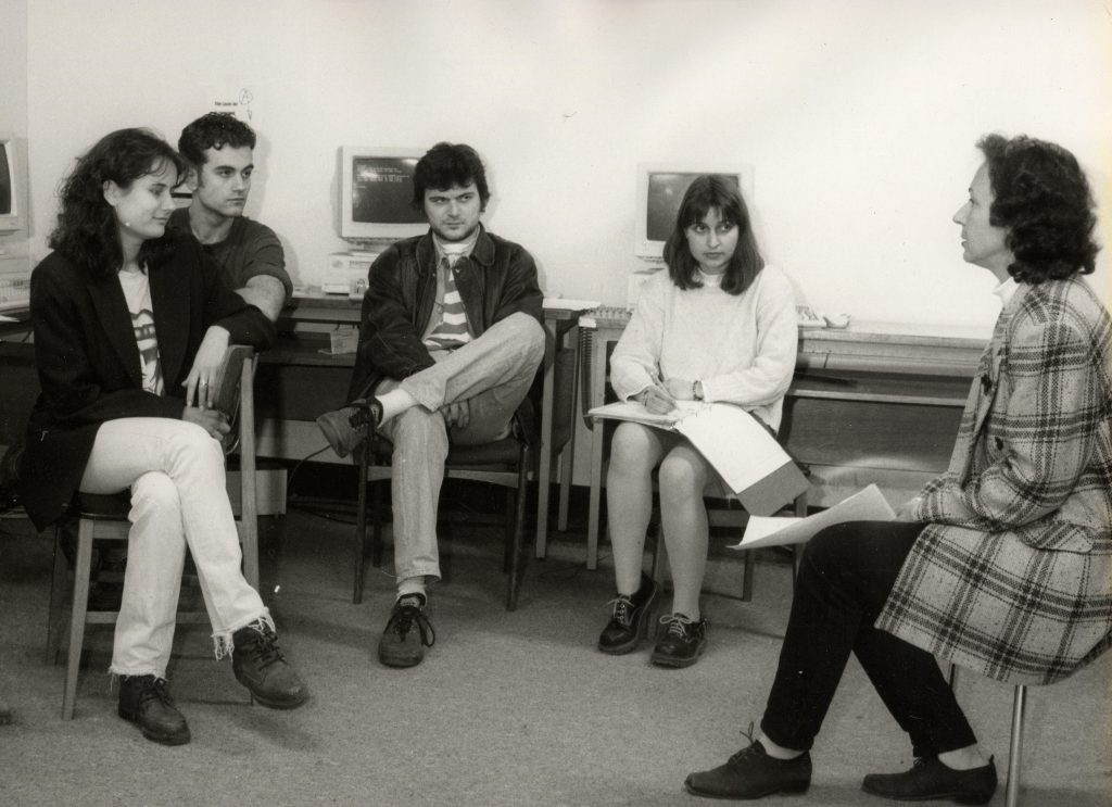 Daniela Dimitrova ('97) at a journalism lecture in AUBG